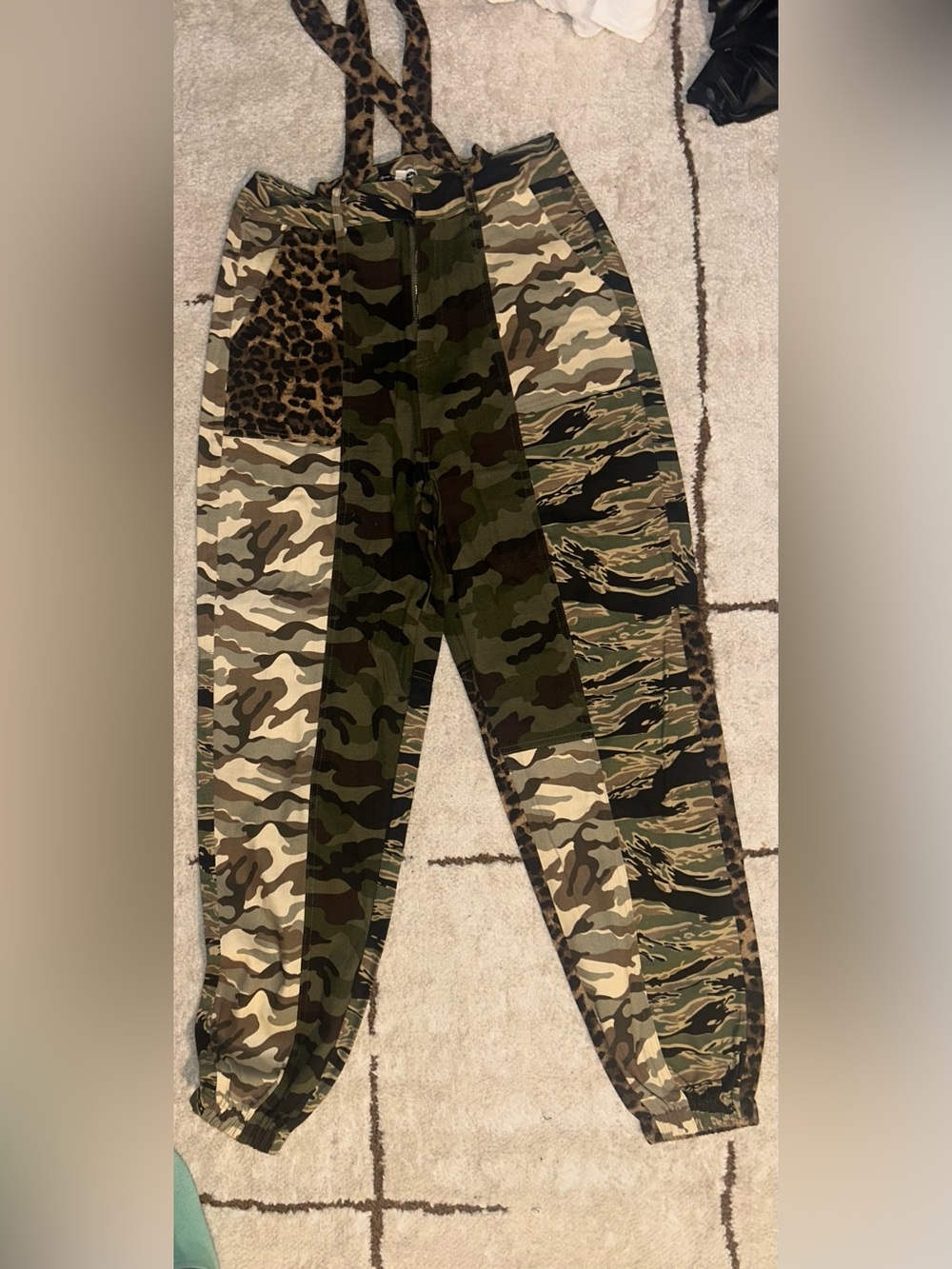Womens Camo Patchwork Jogger Pants - Green Camo
